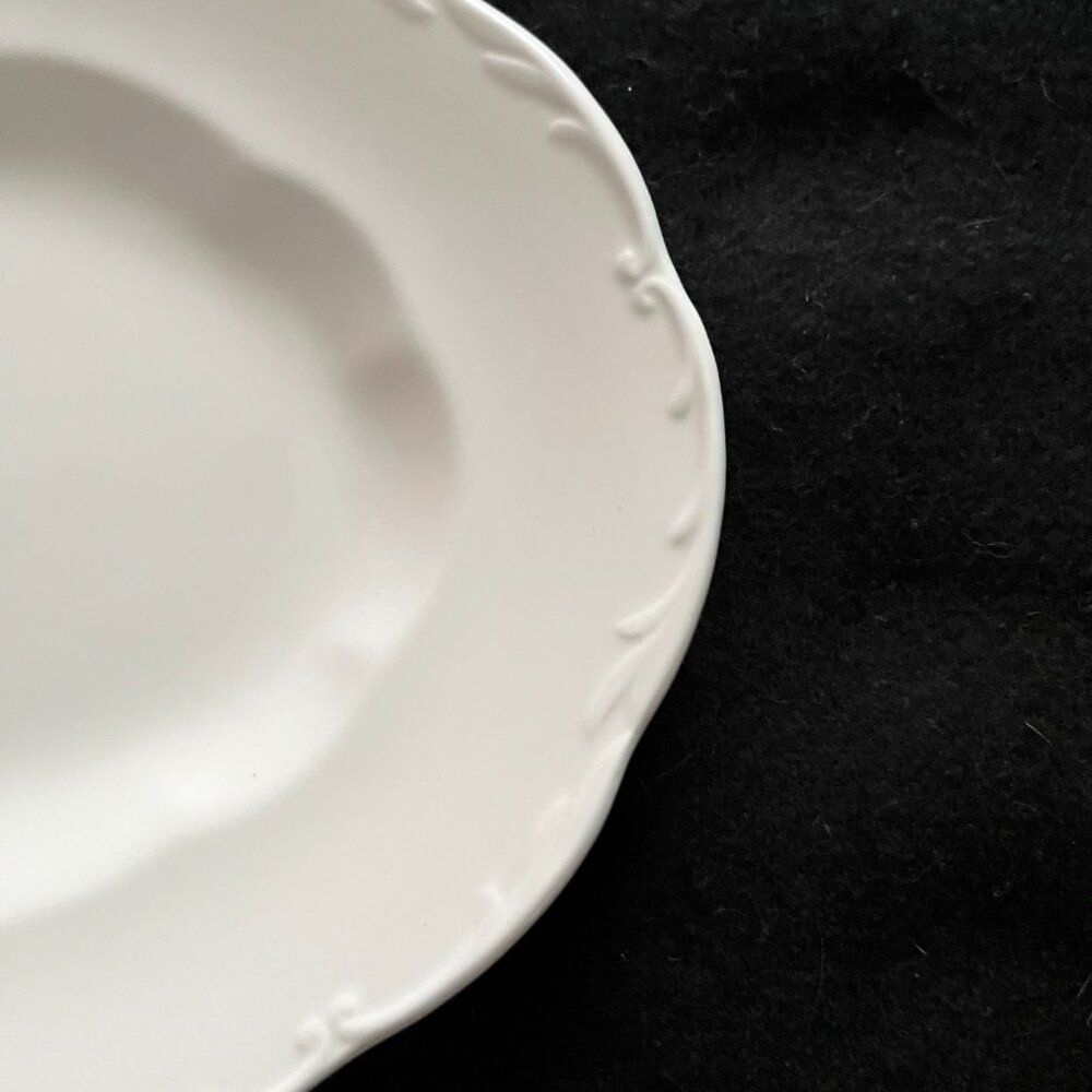 🎉Mega Sale🎉Vintage J & G Meakin Sterling Colonial White Porcelain Serving - Picture 2 of 4
